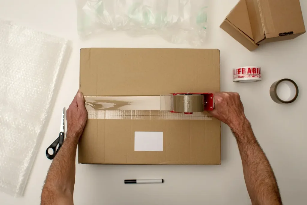 zaklejanie przesyłki